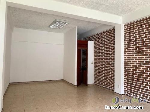 Renta local comercial en Avenida Reforma zona 10