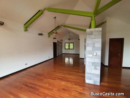 CityMax-Gold vende hermoso apartamento en Oakland zona 10