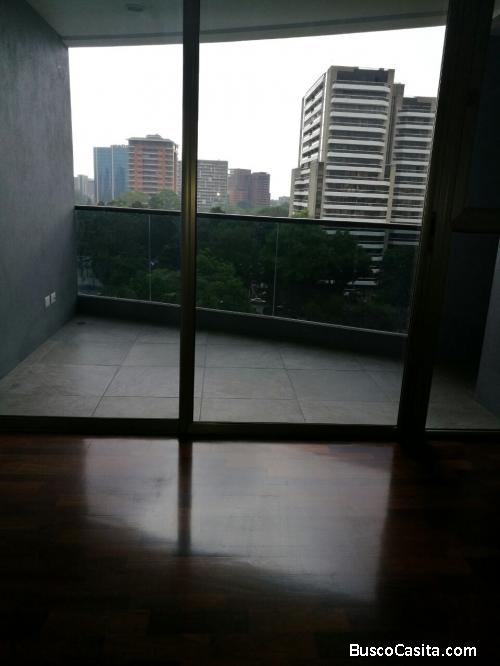 Apartamento en renta zona 10