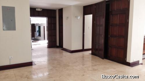 CASA EN RENTA EN ZONA 14 / MUNDO INMOBILIARIO