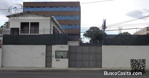 EDIFICIO EN RENTA ZONA 10, SOBRE CALZADA PRINCIPAL