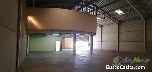 Ofibodega en renta en zona 12 condominio Industrial