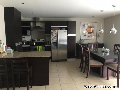 APARTAMENTO AMUEBLADO EN RENTA EN ZONA 14 / MUNDO INMOBILIARIO