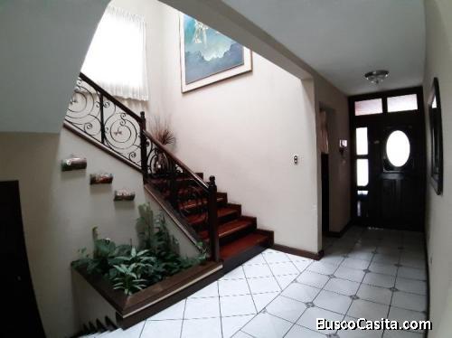 Residencia en venta en Los Manantiales San José Pinula