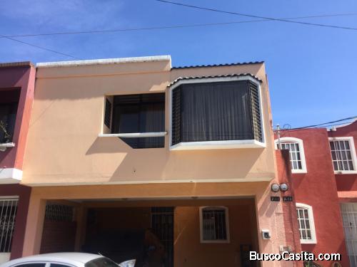 Casa en venta en Colinas de Monte María Sur, Zona 7 Villa