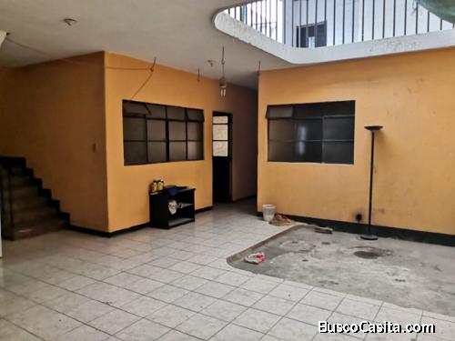 Inmobiliaria Vintage Vende casa en zona 12