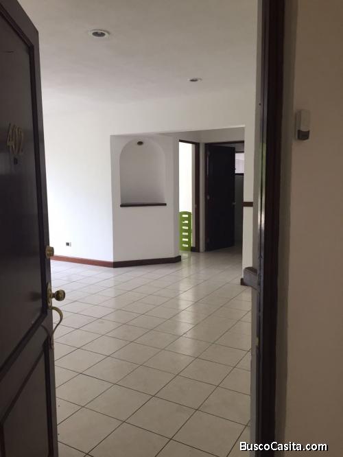 Renta de apartamento en zona 15
