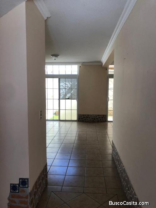 Casa en venta en Condominio Barcelona 3, San Cristóbal Mixco