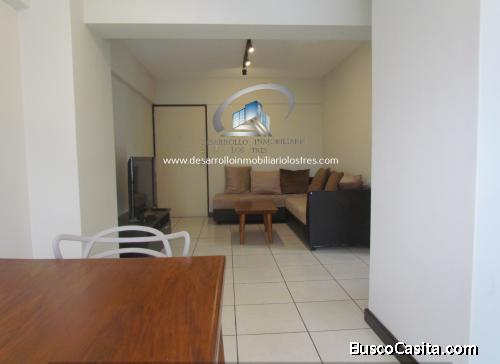 APARTAMENTO EN RENTA TOTALMENTE AMUEBLADO A MEDIA CUADRA DE LAS AMERICAS