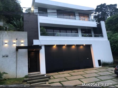 VENTA DE CASA ESTILO MINIMALISTA EN CARRETERA A EL SALVADOR