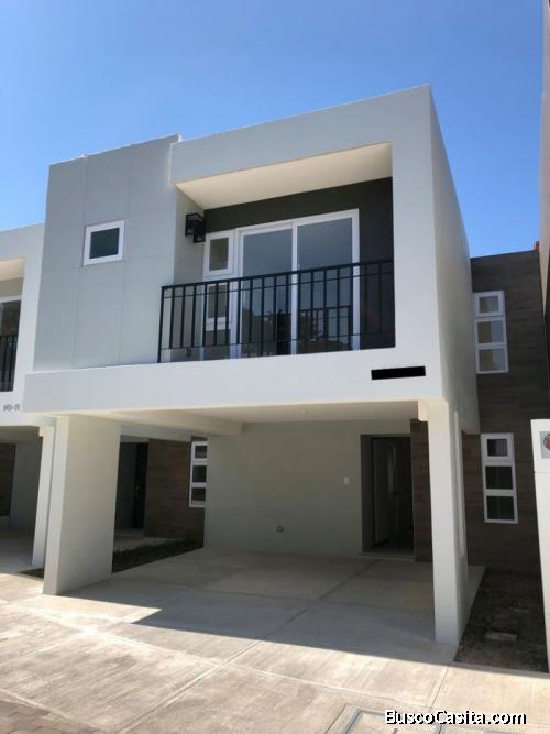 Venta De Casa En Zona 2