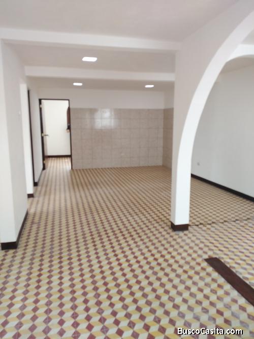 APARTAMENTO GRANDE EN ZONA 2