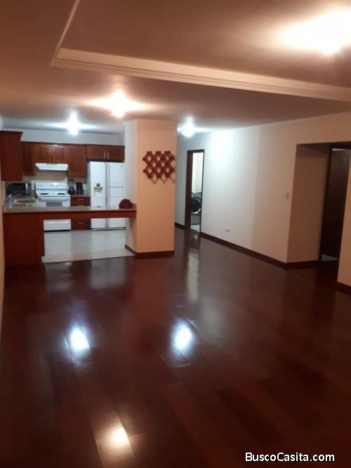 RENTO APARTAMENTO  EN ZONA 10