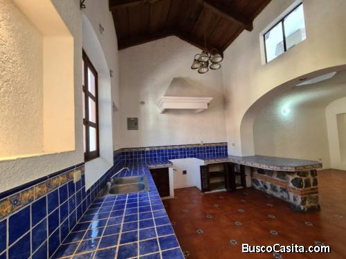 Vendo casa en condominio en Jocotenango Sacatepéquez en Guatemala