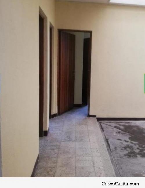 Alquiler Casa en  20 calle zona 10 