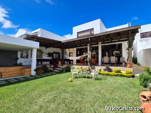 Casa en renta Montebello km. 10 Carretera al Salvador