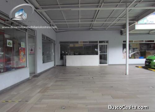 LOCALES EN RENTA PLAZA PRISMA EL FRUTAL VILLA NUEVA