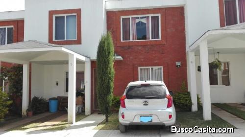 Casa en venta Santa Catarina Pinula Lomas del Carmen 1