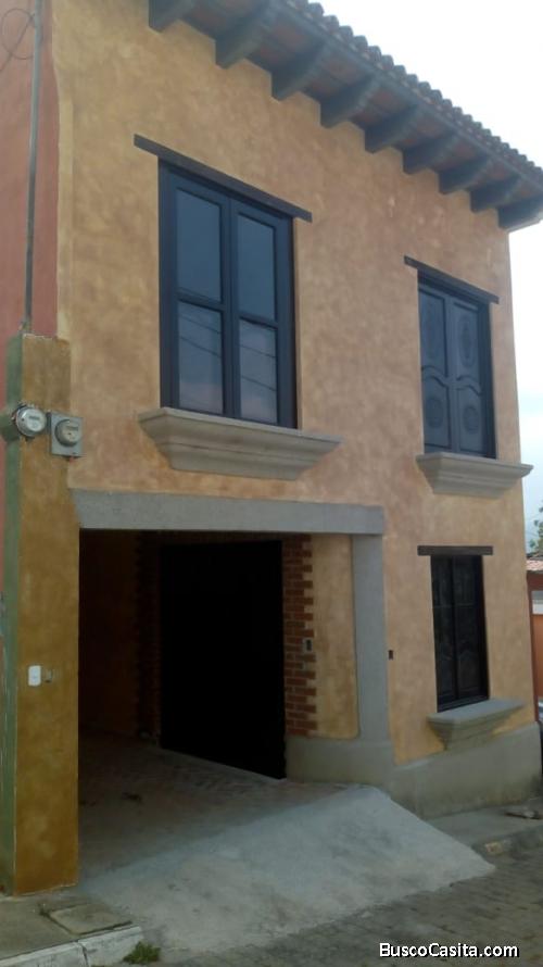 Rento casa en San Miguel Dueñas en Ciudad Vieja 