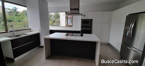 Apartamento en renta Cayala