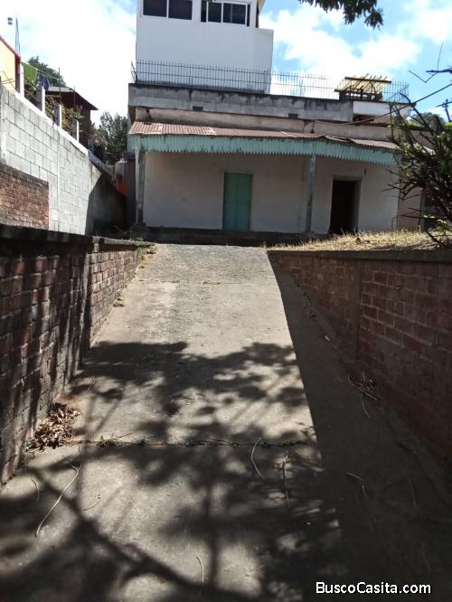 RENTA Terreno en Centro de Santa Catarina Pinula