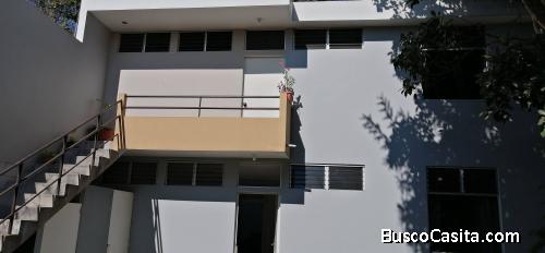 Apartamento Tipo Estudio Amueblado en Renta en Zona 10