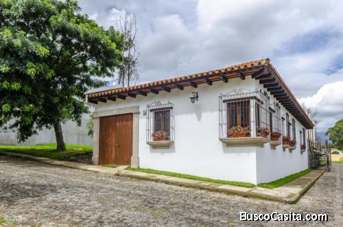 CityMax Antigua renta casa en San Pedro Las Huertas 