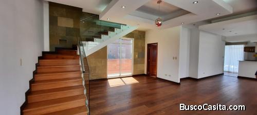 Apartamento en Alquiler en Zona 14 Penthouse