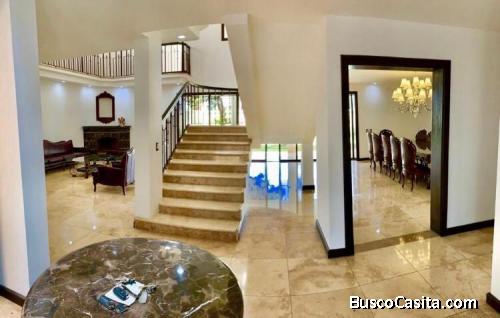 Casa en venta en Condominio Foresta Cayalá, Zona 16
