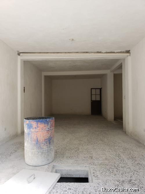 Local en alquiler en boulevard principal de Villanueva