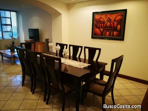 APARTAMENTO AMUEBLADO EN RENTA ZONA 10/ MUNDO INMOBILIARIO