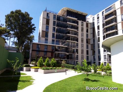 Venta De Apartamento Con Jardín En Zona 14 