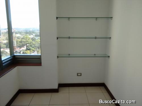 Inmobiliaria Vintage Renta Oficina en zona 10 Edificio Paseo Plaza