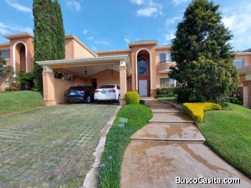 Casa en venta en Condominio de Muxbal Guatemala