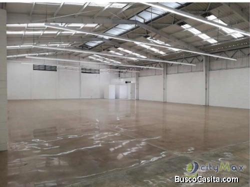 Local de 710m2 EN RENTA centro de Boca del Monte