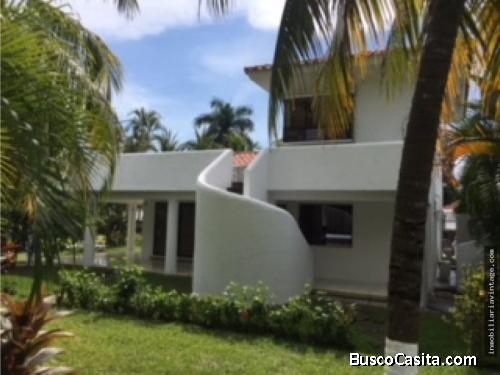 Casa en Villas del Pacifico, Puerto San José