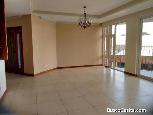 Apartamento en ALQUILER zona 13, 2º nivel