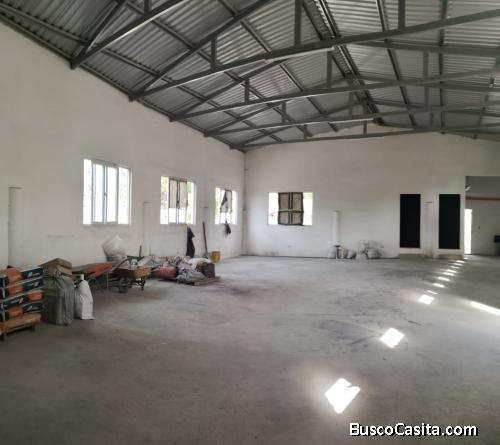 Renta de local comercial en entrada a San José Pinula
