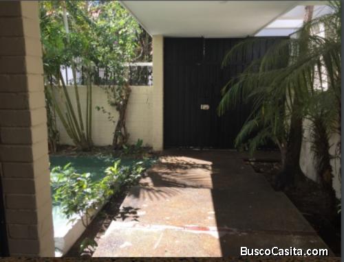 Casa en renta en entorno exclusivo de zona 14 Guatemala