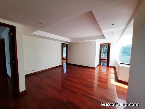 Exclusiva casa en alquiler en Zona 16