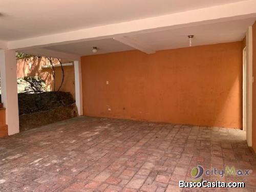 Venta Casa zona 16 en Condominio