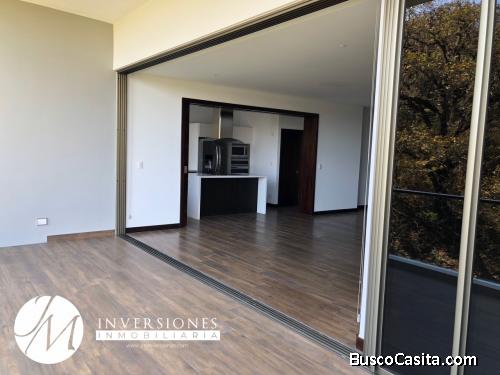 Lujoso Apartamento en Venta en Zona 16 