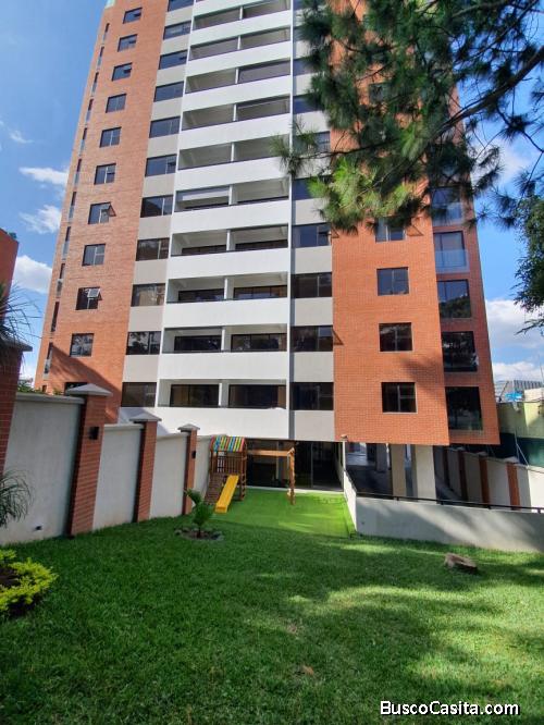 Apartamento en Renta zona 10 / Casa Acueducto 