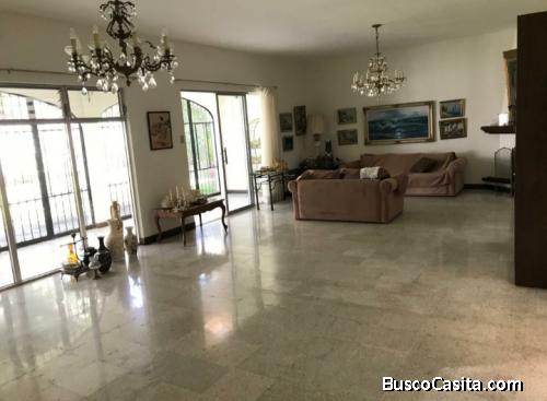 CASA ALQUILER ZONA 10, VIVIENDA - OFICINA