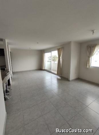 Apartamento en Venta en Torres de Villa Flores 