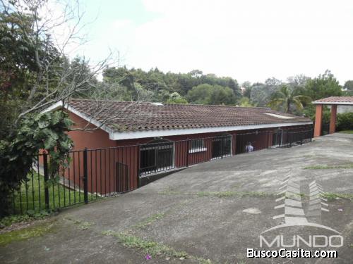 CASA DE UN NIVEL EN VENTA KM 20.5 CARRETERA FRAIJANES / MUNDO INMOBILIARIO