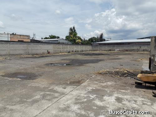 En Alquiler Terreno Comercial en Villa Nueva  Sobre Calle Principal