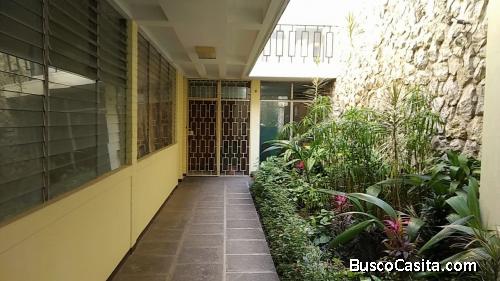 Alquiler edificio en zona 1