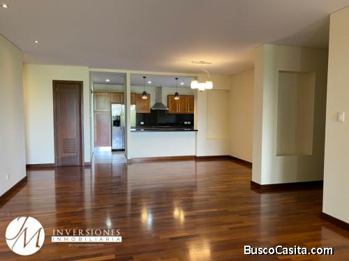 Apartamento en Renta en Zona 14