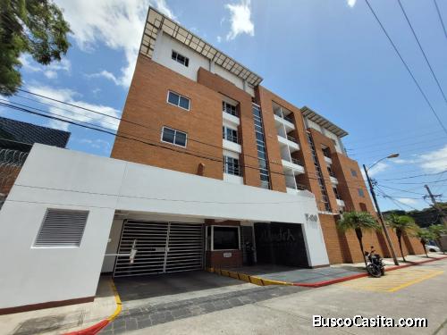 Alquilo Apartamento en ALANDRA zona 10